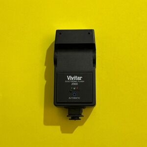 Vivitar‎ 2000 Electronic Flash Hot Shoe Mount for SLR DSLR Cameras